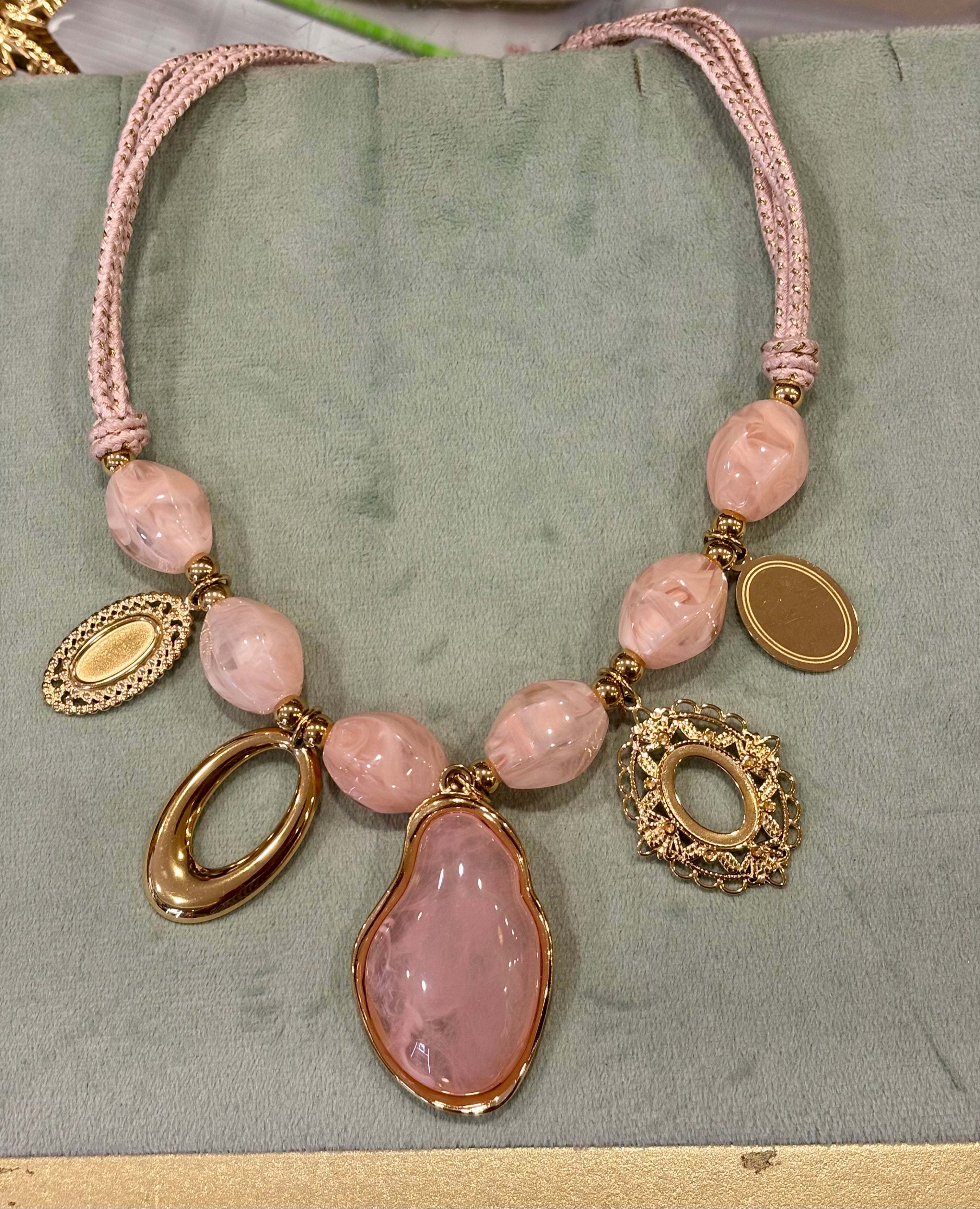 Collar rosa’s